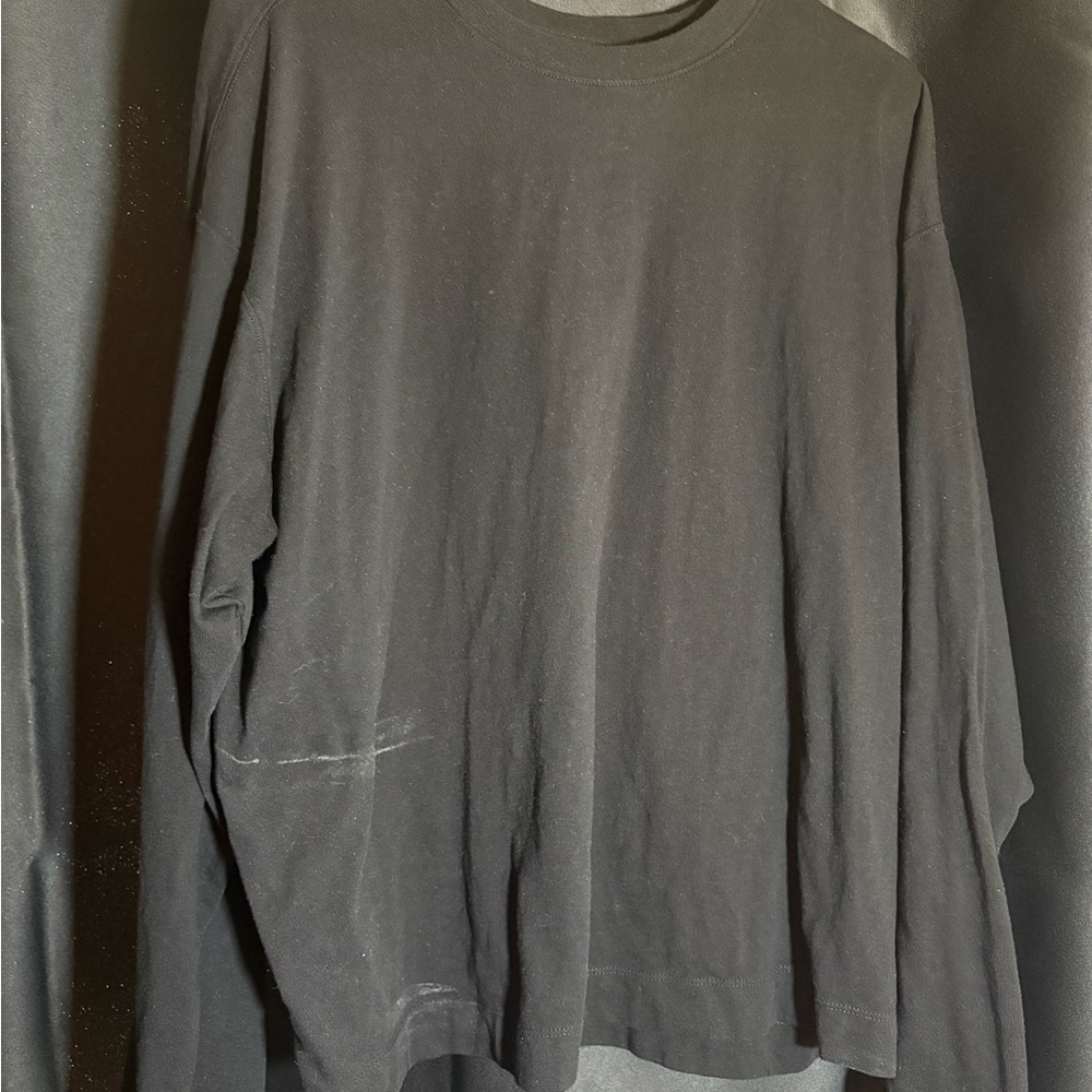 Old Navy Women’s Black Long Sleeve Tee